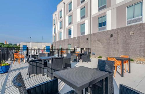 Nicholasville Hotel | Discover Hampton Inn Nicholasville Brannon Crossing, KY