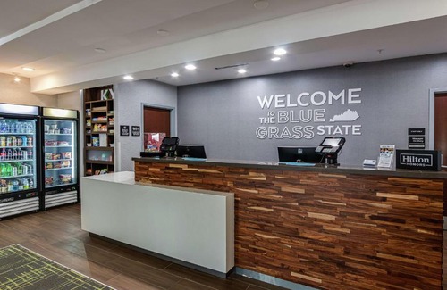 Oak Grove Hotel | Relax at Hampton Inn Oak Grove Fort Campbell with Pool Access