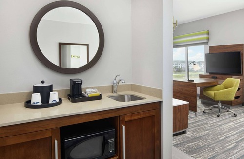 Trinity Hotel | Exceptional Stay at Hampton Inn Odessa Trinity with Pool & Spa