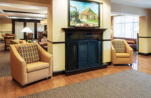 Oxford Hotel | Explore Hampton Inn Oxford with Pet-Friendly Amenities