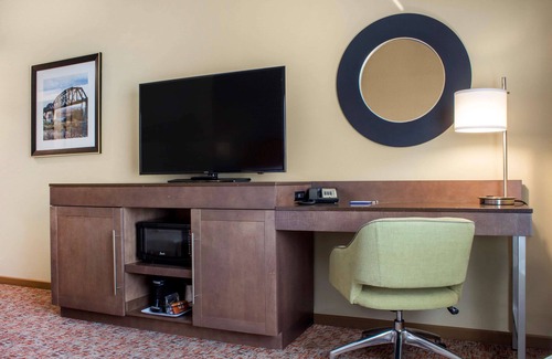 Parker Hotel | Exceptional Stay at Hampton Inn Parker with Pool & Breakfast