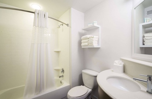 Plymouth Meeting Hotel | Exceptional Stay at Hampton Inn Philadelphia/Plymouth Meeting