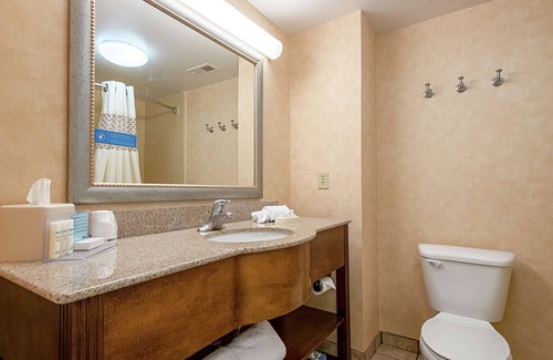 Pine Grove Hotel | Welcoming Hampton Inn Pine Grove: Top-Rated Comfort Awaits