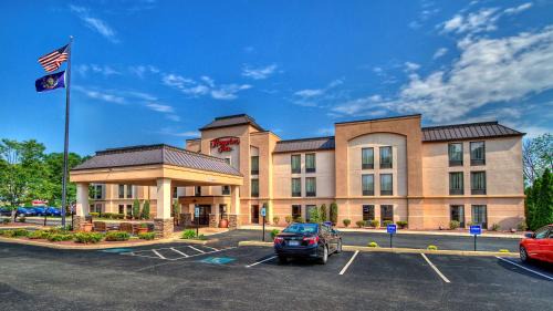 Willock Hotel | Pet-Friendly Hampton Inn Pittsburgh/West Mifflin Awaits