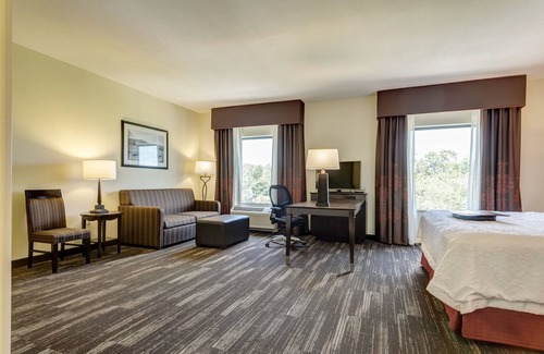 Poplar Bluff Hotel | Discover Comfort at Hampton Inn Poplar Bluff - Rated 9.4