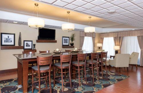 Port Huron Hotel | Discover Hampton Inn Port Huron with Family-Friendly Amenities