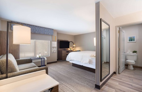 Princeton Hotel | Top-Rated Hampton Inn Princeton with Pool and Spa Amenities