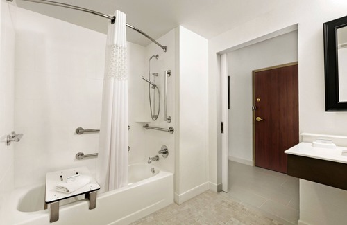 Wyomissing Hotel | Comfortable Stays at Hampton Inn Reading/Wyomissing