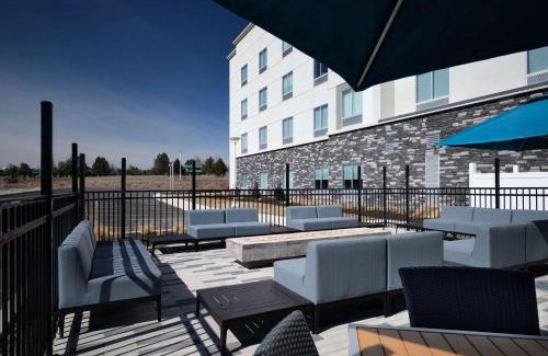 Redmond Hotel | Inviting Hampton Inn Redmond Bend Airport with Pool Access
