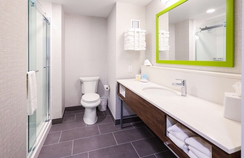 Maplewood Hotel | Relax at Hampton Inn Rehoboth Beach - Family-Friendly Amenities