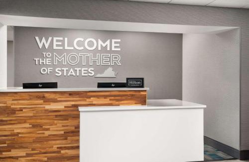 Hollins Hotel | Discover Comfort at Hampton Inn Roanoke/Hollins - I-81