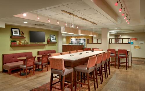 Sandy Hotel | Enjoy Comfort at Hampton Inn Salt Lake City/Sandy