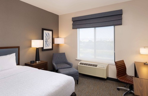 South San Jose Hotel | Welcoming Hampton Inn San Jose Cherry Ave with Great Amenities