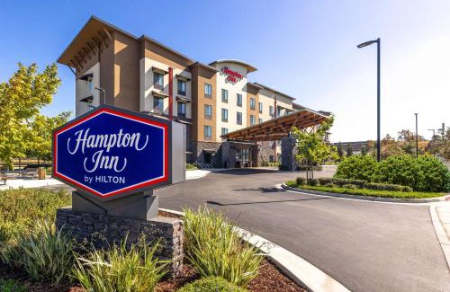 South San Jose Hotel | Pet-Friendly Getaway at Hampton Inn San Jose Cherry Ave
