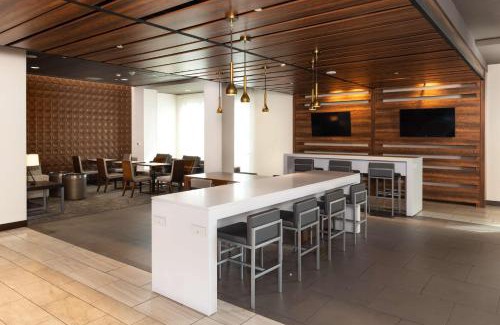 South San Jose Hotel | Pet-Friendly Getaway at Hampton Inn San Jose Cherry Ave