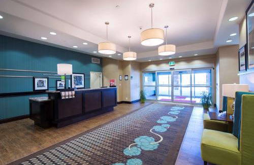 Stonebridge Hotel | Discover Hampton Inn Saskatoon South: Pet-Friendly Comfort