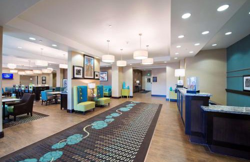 Stonebridge Hotel | Discover Hampton Inn Saskatoon South: Pet-Friendly Comfort