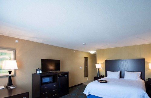 Stonebridge Hotel | Experience Hampton Inn Saskatoon South with Great Amenities