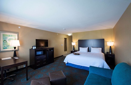 Stonebridge Hotel | Experience Hampton Inn Saskatoon South with Great Amenities