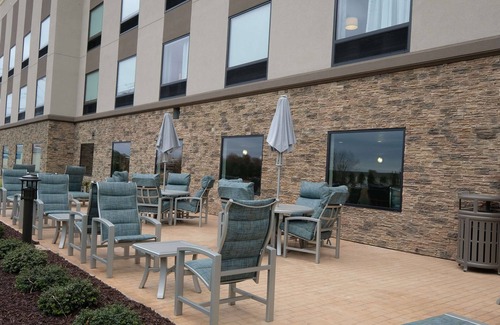 Searcy Hotel | Guest Rated: 9/10 at Hampton Inn Searcy with Pool & Breakfast
