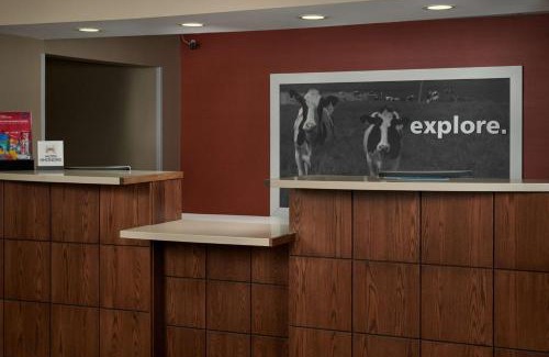 Shelbyville Hotel | Welcoming Hampton Inn Shelbyville with Family-Friendly Amenities