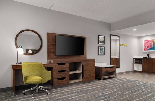 Pine Forest Hotel | Top-Rated Hampton Inn Spring Lake Fayetteville with Pool
