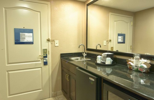 Pine Forest Hotel | Top-Rated Hampton Inn Spring Lake Fayetteville with Pool