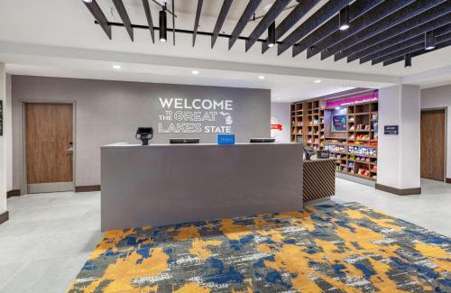 Pontiac Hotel | Discover Hampton Inn & Suites Bloomfield Hills: Guest Rated 9.1