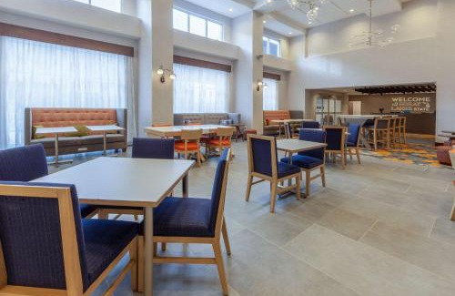 Pontiac Hotel | Discover Hampton Inn & Suites Bloomfield Hills: Guest Rated 9.1