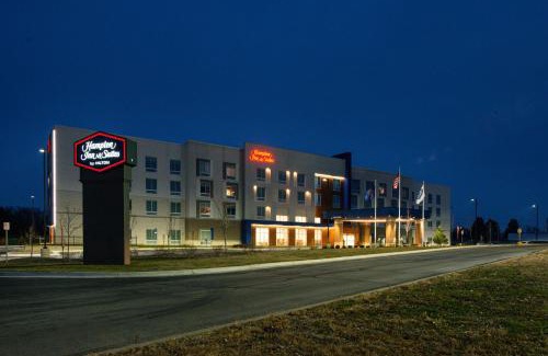 Adrian Hotel | Convenient Stay at Hampton Inn & Suites Adrian, MI