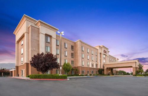 Banning Hotel | Discover Hampton Inn & Suites Banning/Beaumont Getaway