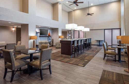 Banning Hotel | Discover Hampton Inn & Suites Banning/Beaumont Getaway