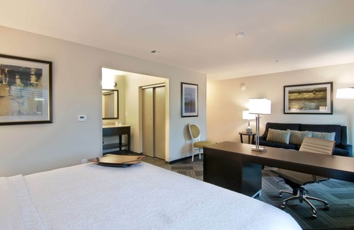 Wilburton Hotel | Discover Hampton Inn & Suites Bellevue Near Seattle's Best