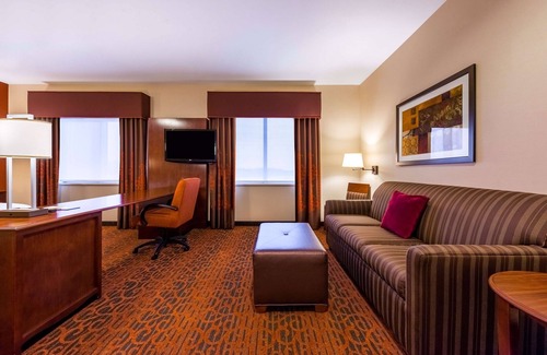 Boulder Hotel | Top-Rated Hampton Inn & Suites Boulder-North with Pool