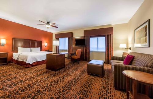 Boulder Hotel | Top-Rated Hampton Inn & Suites Boulder-North with Pool