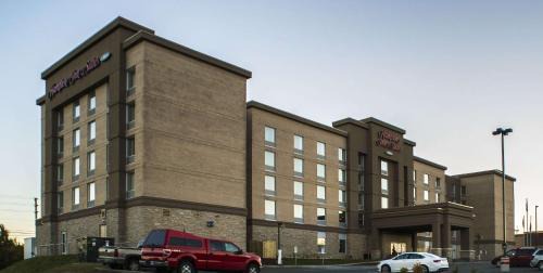Terra Nova Hotel | Pet-Friendly Hampton Inn & Suites near St. John's Airport