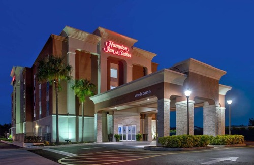 Caloosahatchee Hotel | Discover Hampton Inn & Suites Cape Coral: Family-Friendly Stay