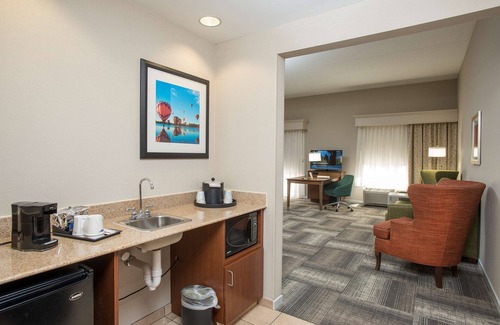 West Chester Hotel | Discover Hampton Inn & Suites Cincinnati-Union Center