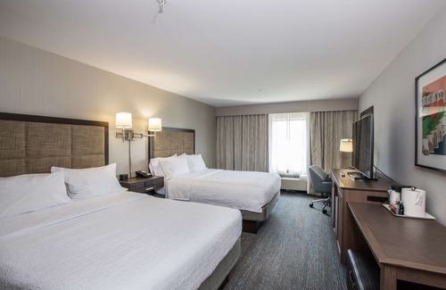 Roselawn Finance Hotel | Exceptional Stay at Hampton Inn & Suites Cincinnati / Kenwood