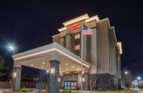 Colleyville Hotel | Pet-Friendly Getaway at Hampton Inn & Suites Colleyville