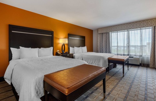 Columbus Hotel | Discover Comfort at Hampton Inn & Suites Columbus