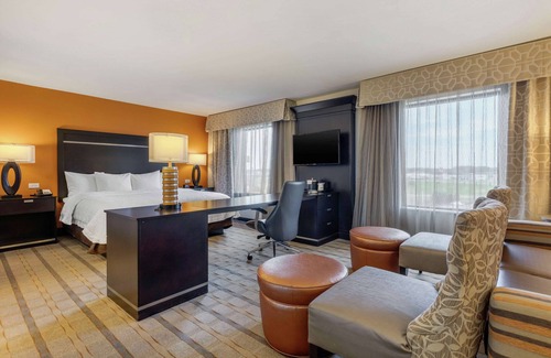Columbus Hotel | Discover Comfort at Hampton Inn & Suites Columbus