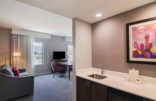 Richardson Hotel | Discover Hampton Inn & Suites Dallas/Richardson: Family-Friendly Retreat