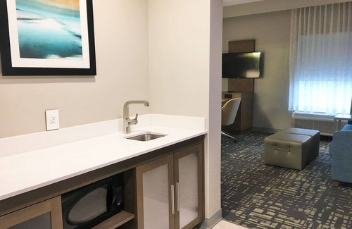 The Colony Hotel | Inviting Hampton Inn & Suites Dallas-The Colony Awaits You