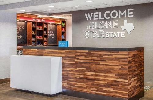 Allen Hotel | Discover Hampton Inn & Suites in Pet-Friendly Dallas-Allen
