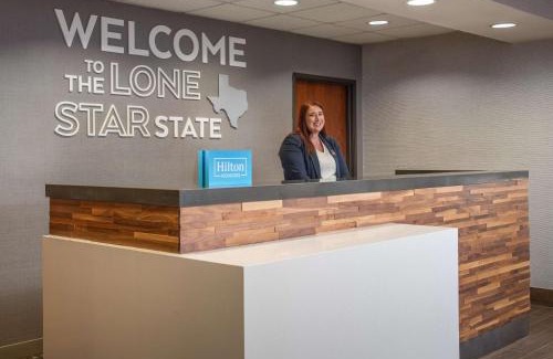 Allen Hotel | Discover Hampton Inn & Suites in Pet-Friendly Dallas-Allen