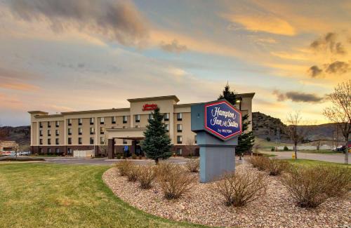 Ken Caryl Hotel | Modern Comfort at Hampton Inn & Suites Denver Littleton