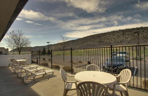 Ken Caryl Hotel | Modern Comfort at Hampton Inn & Suites Denver Littleton