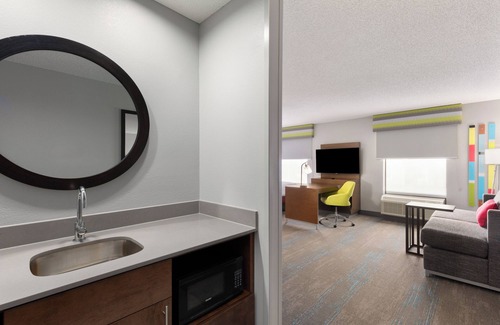 Dothan Hotel | Discover Hampton Inn & Suites Dothan: Cozy Amenities Await