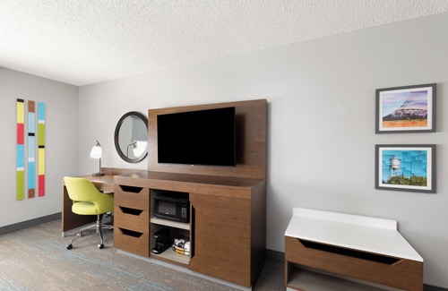 Dothan Hotel | Discover Hampton Inn & Suites Dothan: Cozy Amenities Await